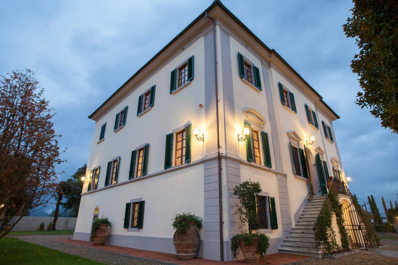 Relais Villa Scarfantoni B&B Montemurlo Exterior photo